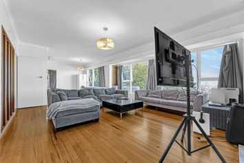 216 Hillsborough Road, Hillsborough