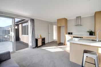 B/14  Glasgow Street , Mosgiel