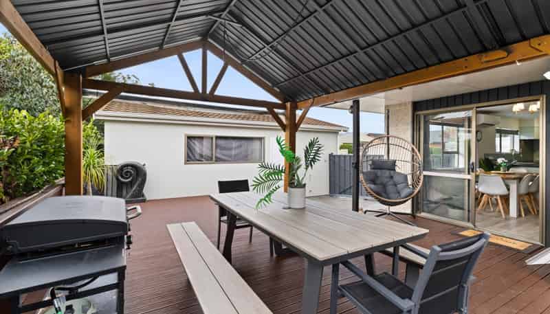 7 Ayto Way, Havelock North