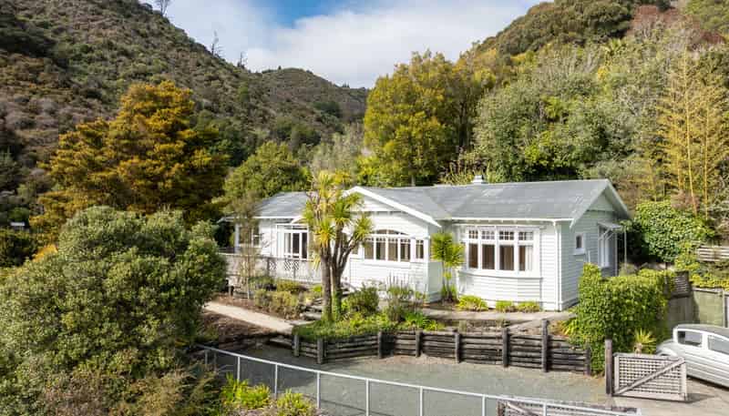 148 Cleveland Tce, Nelson