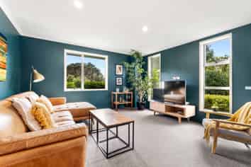 17 Ruth Craig Place, Stanmore Bay