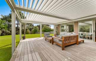17 Ruth Craig Place, Stanmore Bay