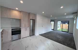 13/23 Awaroa Road, Sunnyvale