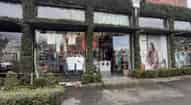 Open gallery