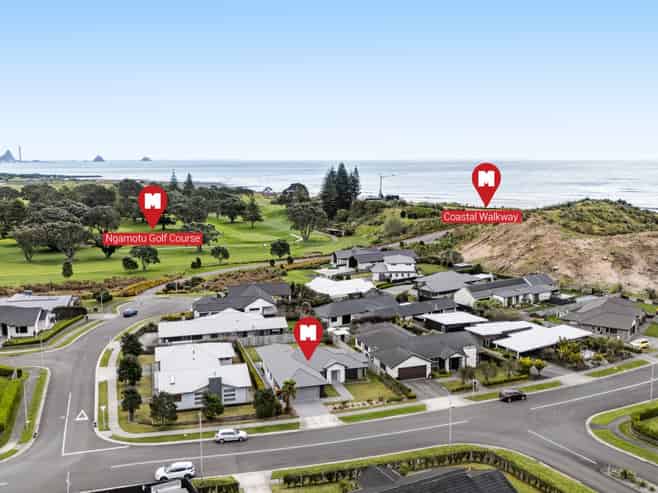 71 Links Drive, Waiwhakaiho