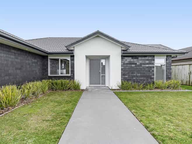71 Links Drive, Waiwhakaiho