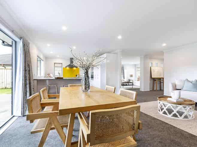 71 Links Drive, Waiwhakaiho