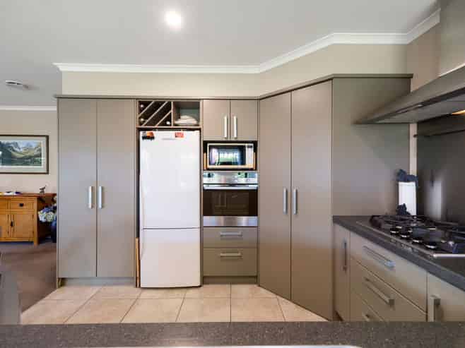 18 Mercury Court, Rototuna