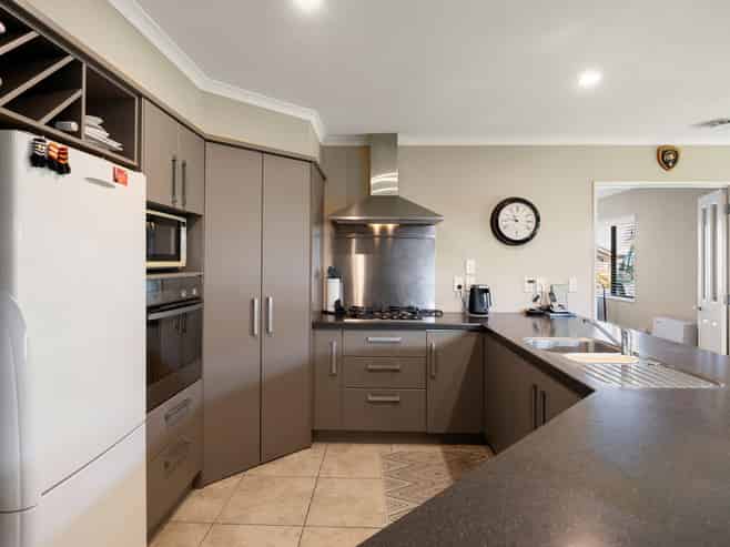 18 Mercury Court, Rototuna