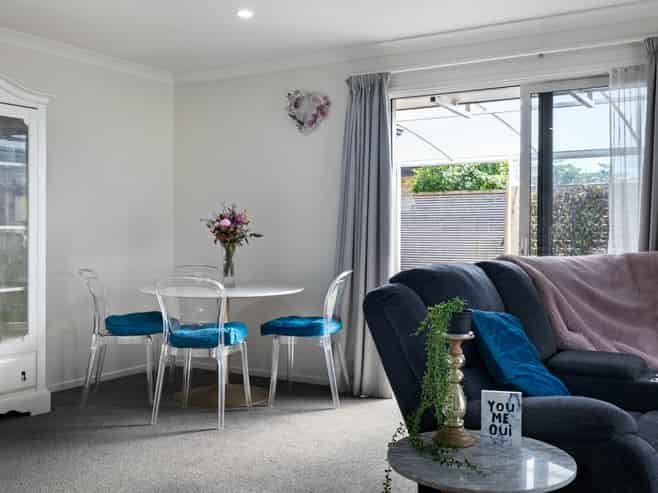 5 Dumas Place, Rosehill