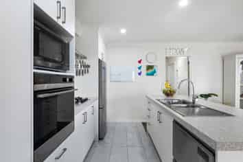 5 Dumas Place, Rosehill