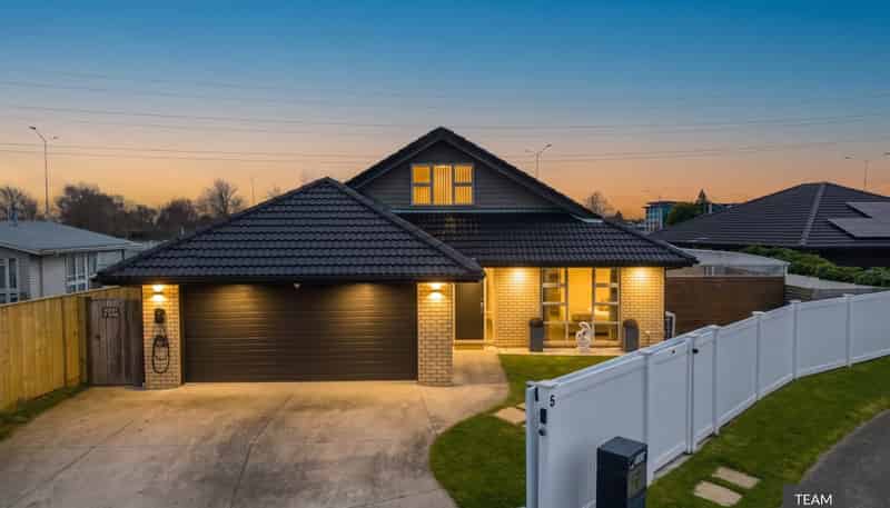5 Dumas Place, Rosehill