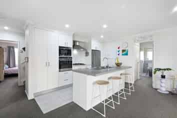5 Dumas Place, Rosehill