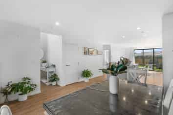 16 Naduru Lane, Wigram