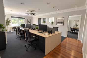 Beautiful Standalone Office in Te Atatu