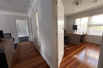 Beautiful Standalone Office in Te Atatu