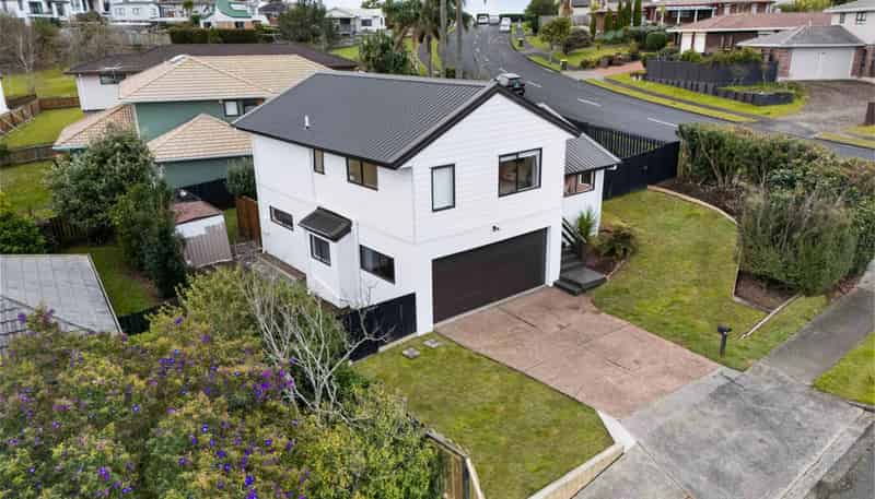 1/42 Lexington Drive, Botany Downs