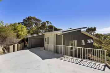11 Tree Top Drive, Portobello