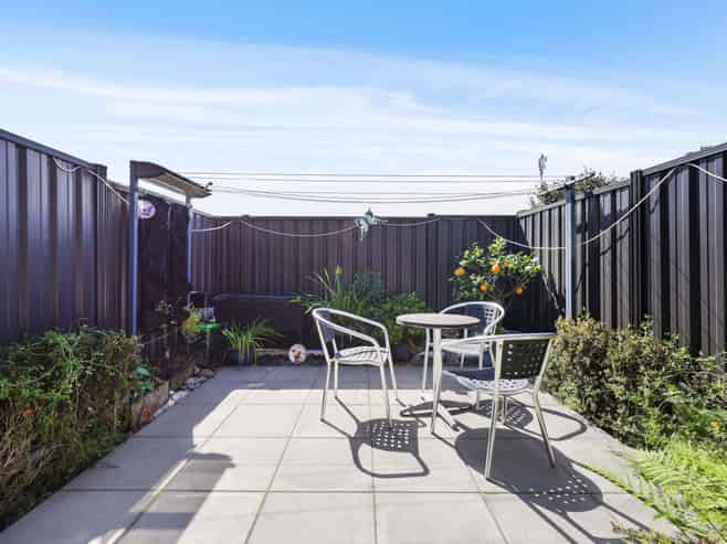 H/327 Hobsonville Road, Hobsonville