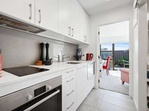 H/327 Hobsonville Road, Hobsonville