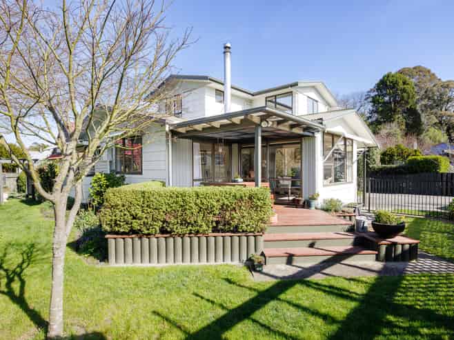 8 Tanner Street, Havelock North