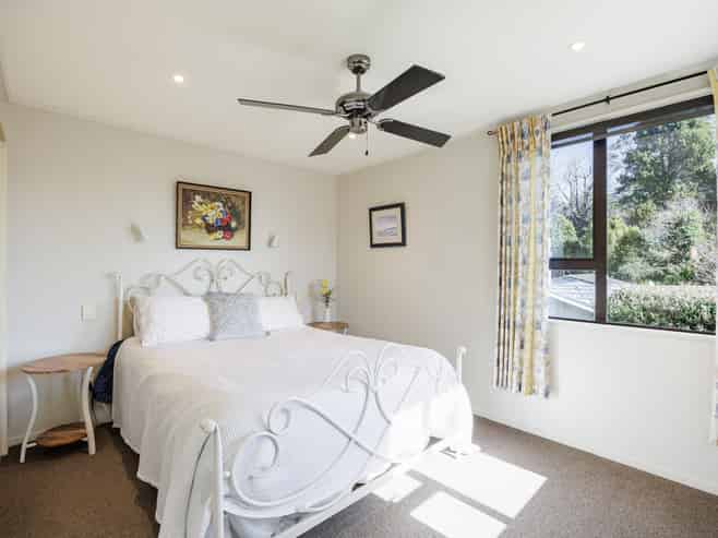 8 Tanner Street, Havelock North
