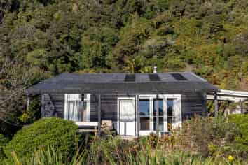 42 Back Road, GRANITY