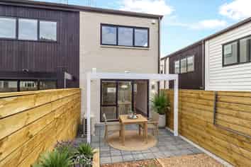23 Whanui Place, Mangere Bridge