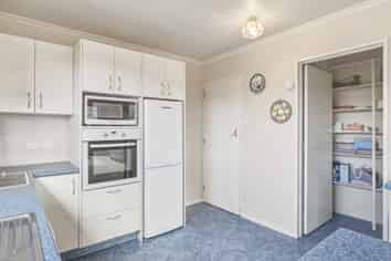 23 Crossleigh Crescent, BALCLUTHA