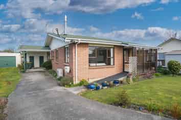 23 Crossleigh Crescent, BALCLUTHA