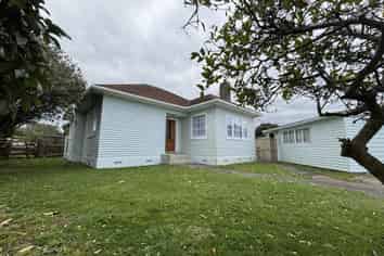 8 Mansford Street, West End