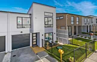 16 Toia Lane, Millwater