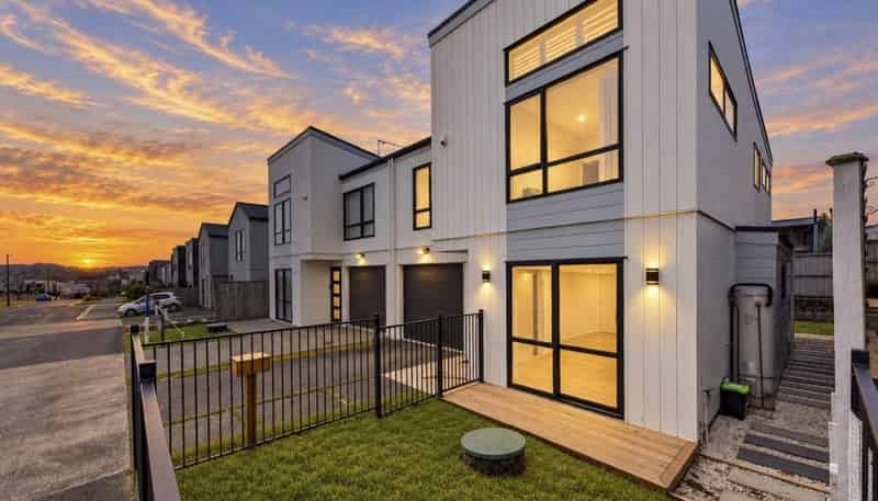 16 Toia Lane, Millwater