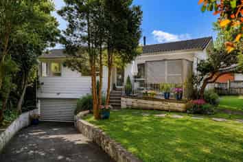 30 Mirrabooka Avenue, Botany Downs