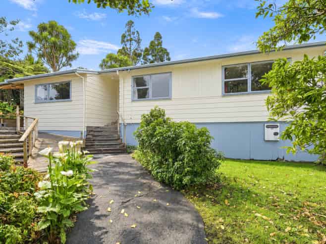 22 Karaka Street, Helensville