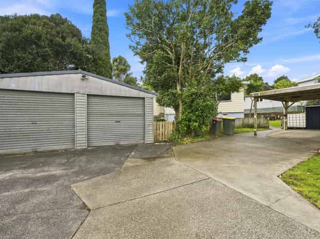 22 Karaka Street, Helensville