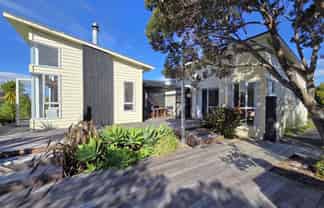 143 The Fairway, Matarangi