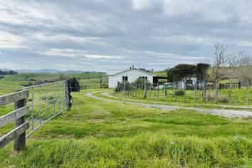 896c Whakapirau Road, Whakapirau