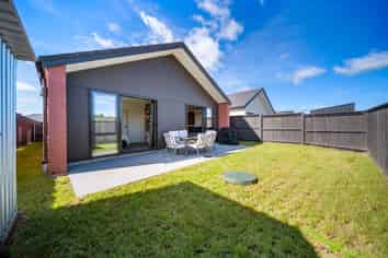 105 John Main Drive, Ramarama