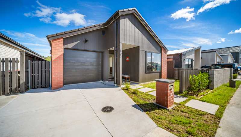 105 John Main Drive, Ramarama