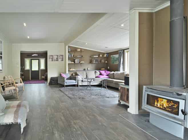 2524 State Highway 2, Te Hauke