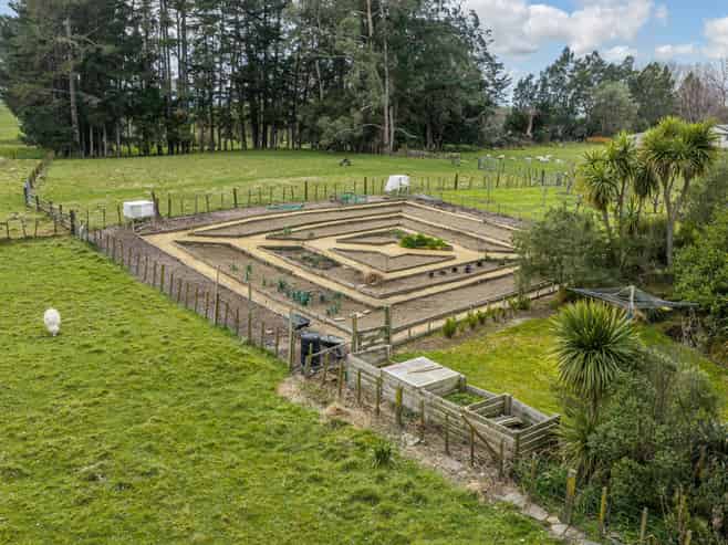 2524 State Highway 2, Te Hauke