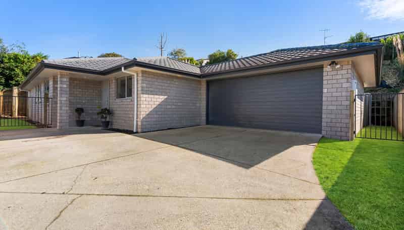 13 Manuka Road, Huntly