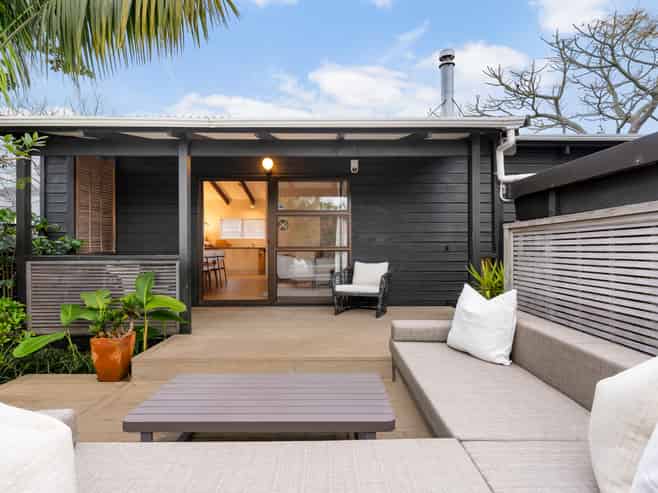 2/32 Alford Street, Waterview