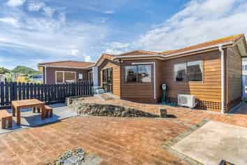 4C Richard Street, Titahi Bay