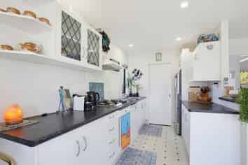 4C Richard Street, Titahi Bay