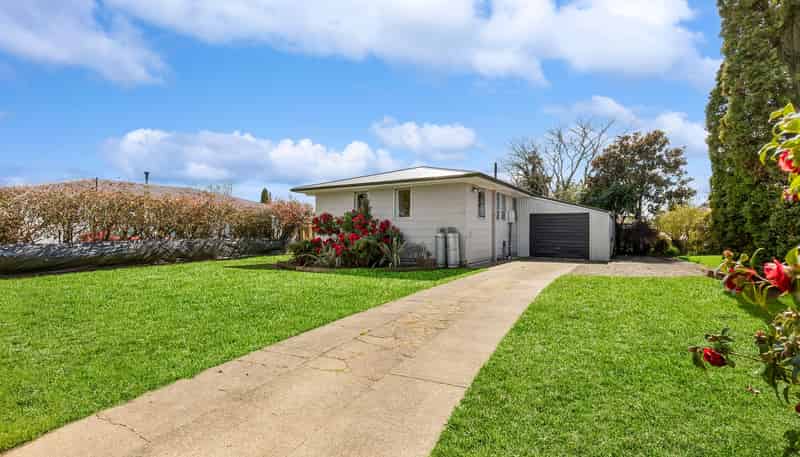 6 Temm Road, Te Poi
