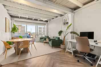 Entry-level London Street bolt-hole