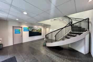 FUNCTIONAL GROUND FLOOR OFFICE
