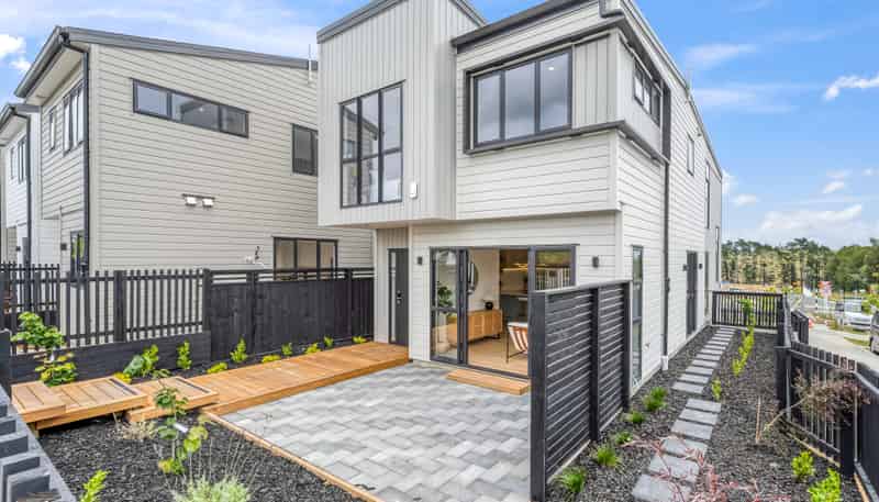 24 Toetoe Street, Westgate